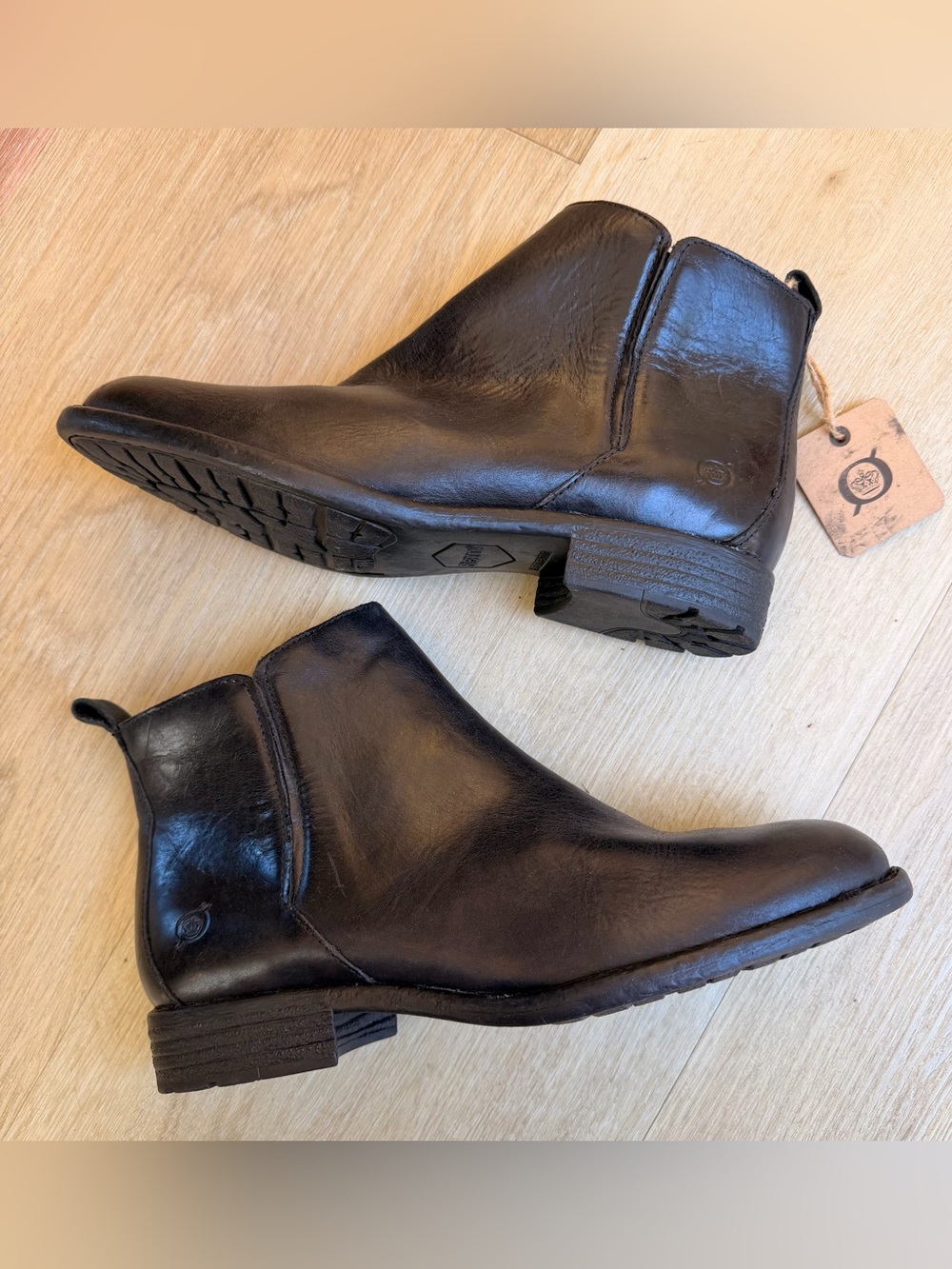 Women’s Børn boots size 9 NWT
